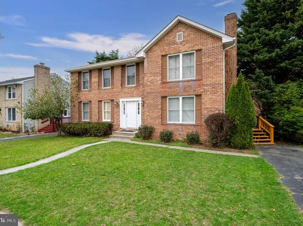 208 Berry Vine Dr, Owings Mills, MD 21117