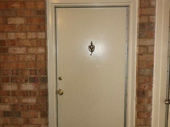 3rd image of 8003 Chanute Pl APT 9