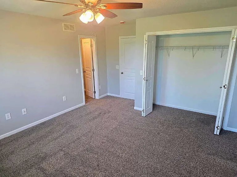 4543 NE McDougal Ln — Photo 17