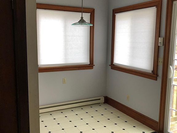 5th image of 268 East St