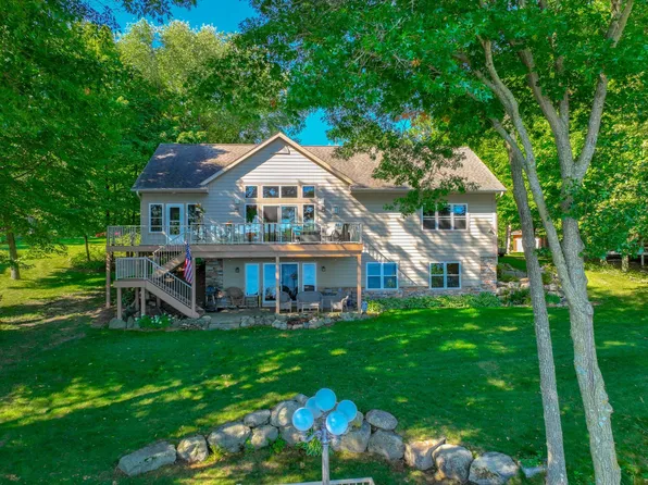 1775 172nd Ave, Centuria, WI 54824