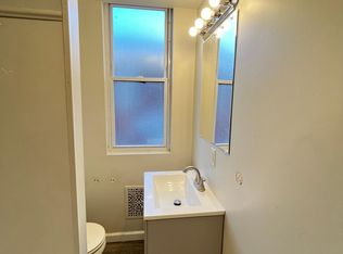218 Suncrest St #2, Pittsburgh, PA 15210