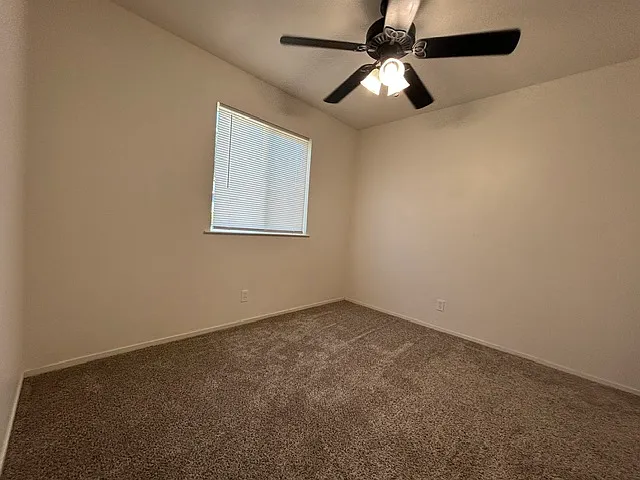 5523 Portola Cir — Photo 28