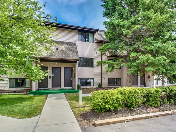1802 92nd Ave SW, Calgary, AB T2V 4W6