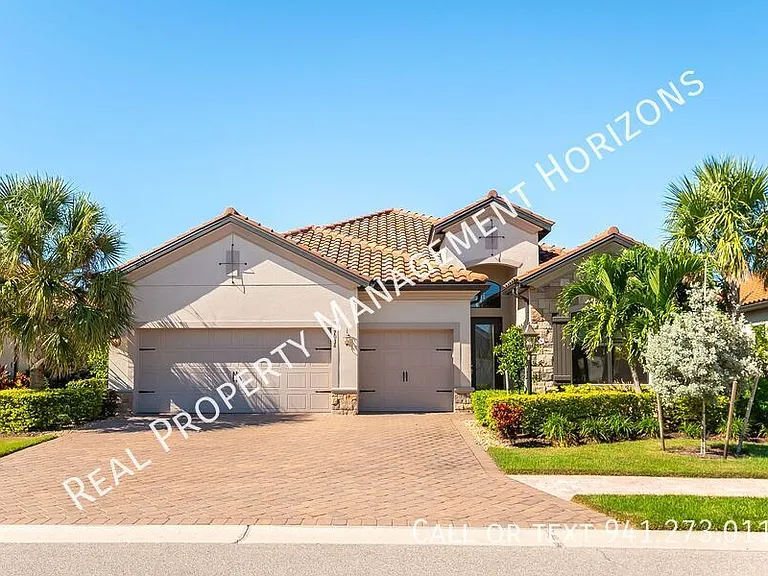 7036 Highgate Ln — Photo 1