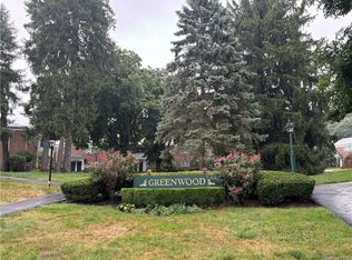 580 Bedford Rd APT 13, Pleasantville, NY 10570