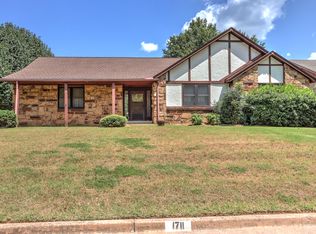 1711 Woodland Rd, Sapulpa, OK 74066