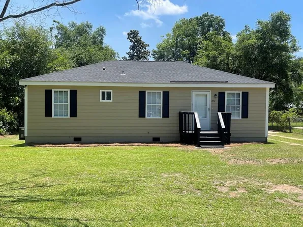 1910 Oglethorpe Blvd W, Albany, GA 31707