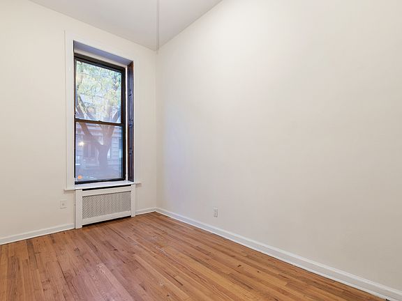 4th image of 43 W 76th St APT 1A