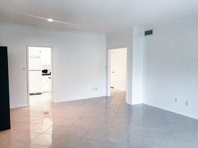2400 N Braeswood Blvd APT 303, Houston, TX, 77030