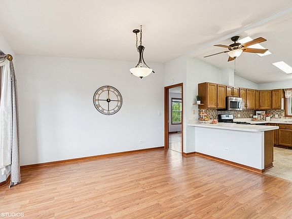 4th image of 903 Shetland Ct