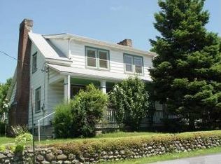 137 Grand St, Highland, NY 12528