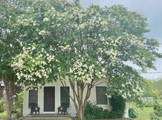 602 Irons St, Boerne, TX 78006