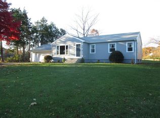 18 Tripp Dr, Westport, MA 02790