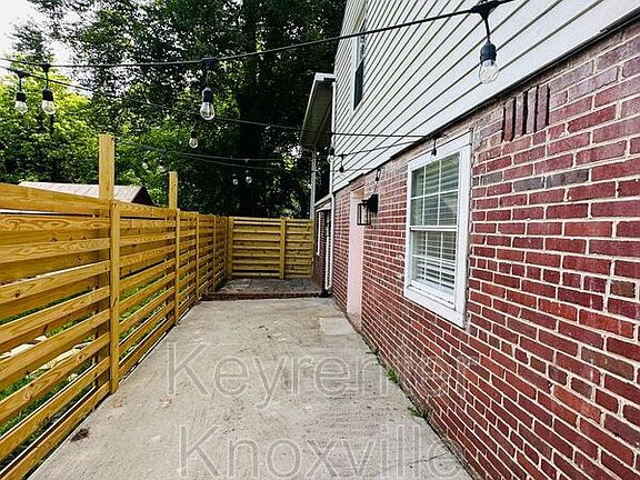4th image of 1828 Buford St #3