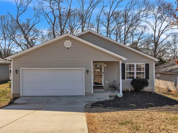 132 Soren Ln, Anderson, SC 29621