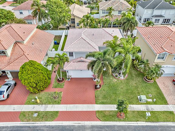 3rd image of 2426 NW 138th Drive