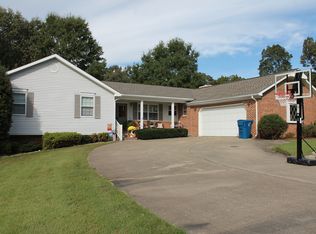 103 Kyabram Dr, Benton, KY 42025
