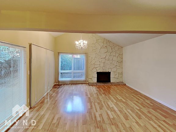 3rd image of 2659 Mabury Sq