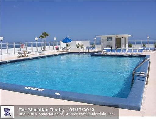 4th image of 4020 Galt Ocean Dr APT 1007