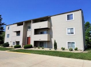 2003 S Mattis Ave APT A, Champaign, IL 61821