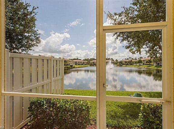 5th image of 1460 Mariposa Cir APT 104