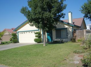 997 Robin Ct, Hanford, CA 93230