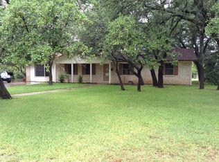 606 Barkley Dr, Hamilton, TX 76531