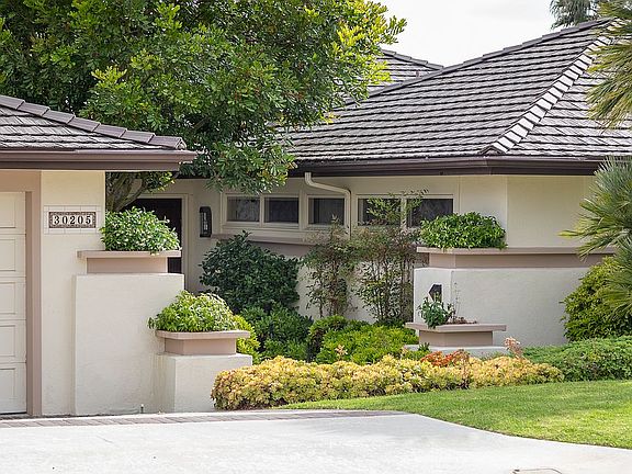 2nd image of 30205 Avenida De Calma