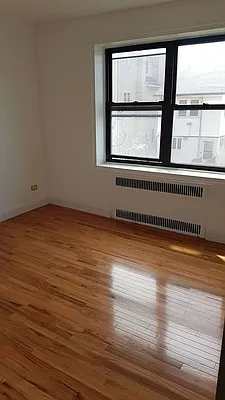 Rented by Smart NY Realty LLC | media 4