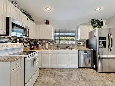 2916 Woodcrest Dr — Photo 6