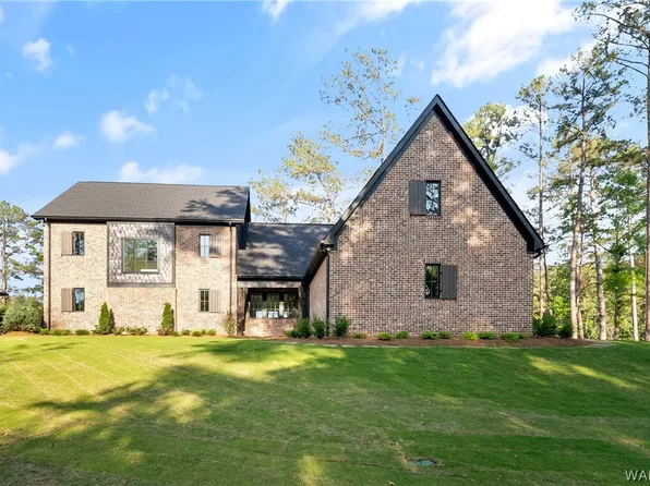 15319 Marina Dr, Northport, AL 35475