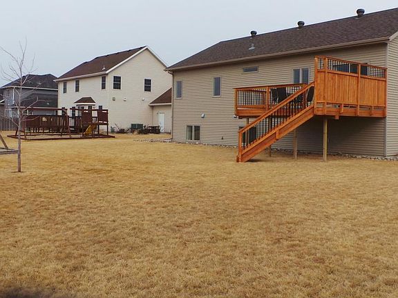 5th image of 617 Lexington Ln