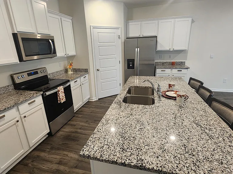 100 Alton Tucker Sr Blvd — Photo 6