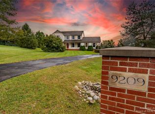 9209 Sharon Hills Ct, Manchester, MI 48158