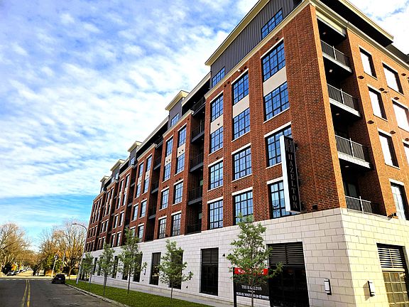 The Hazelton Apartments Allows you to Live, Work and Play in Downtown Royal Oak