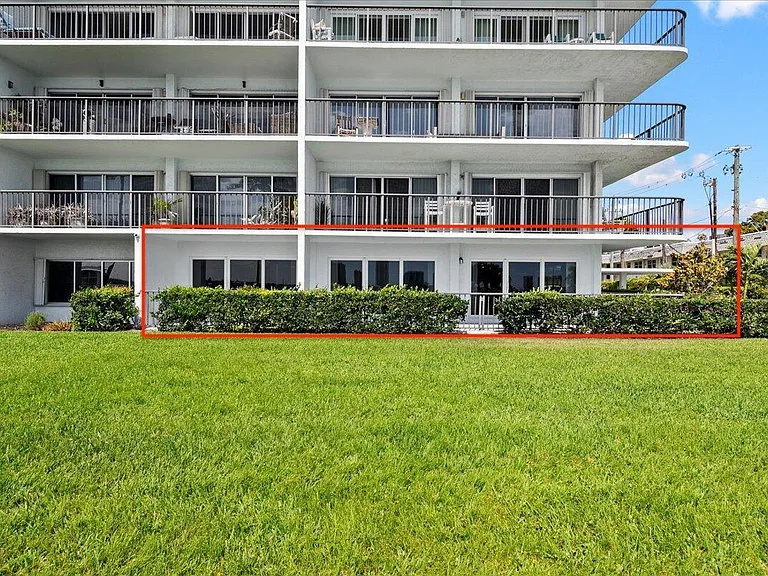 3040 Lake Shore Dr #101 — Photo 36