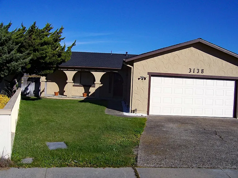 3138 Shoemaker Pl — Photo 2