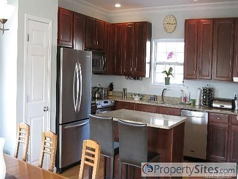 4th image of 1 Seaview Ln
