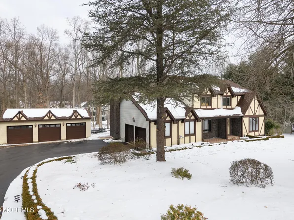 158 Willow Grove Drive, Lincroft, NJ 07738