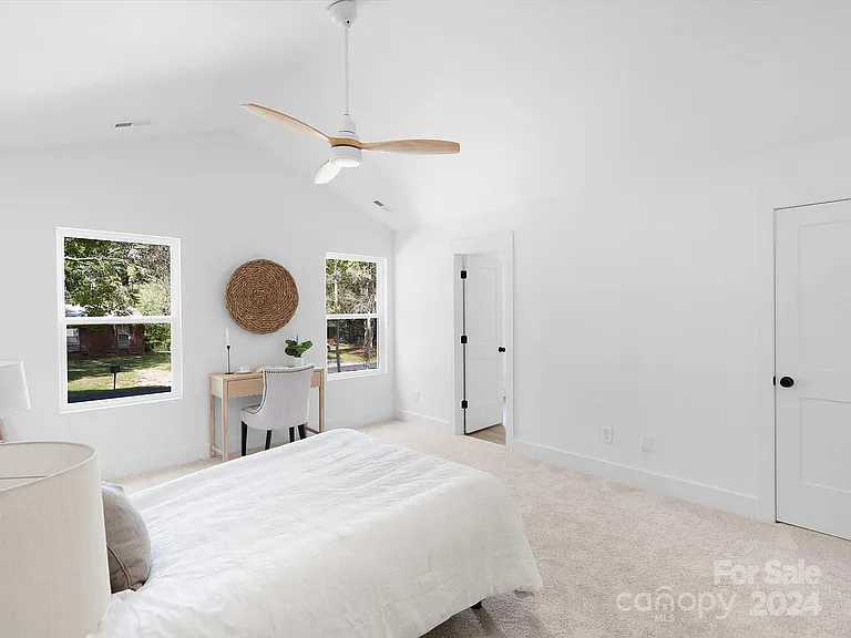 3907 Privette Rd — Photo 11