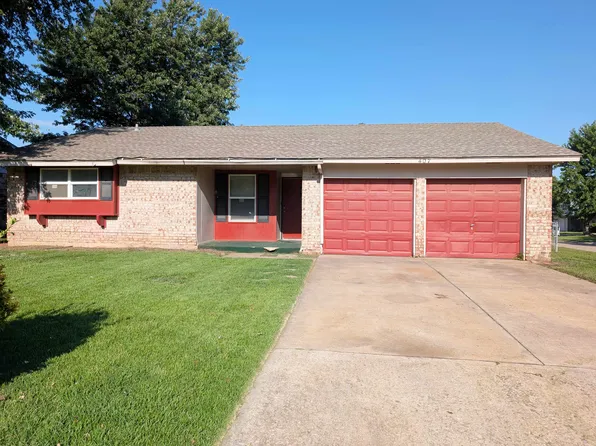 407 Lotus Ave, Midwest City, OK 73130