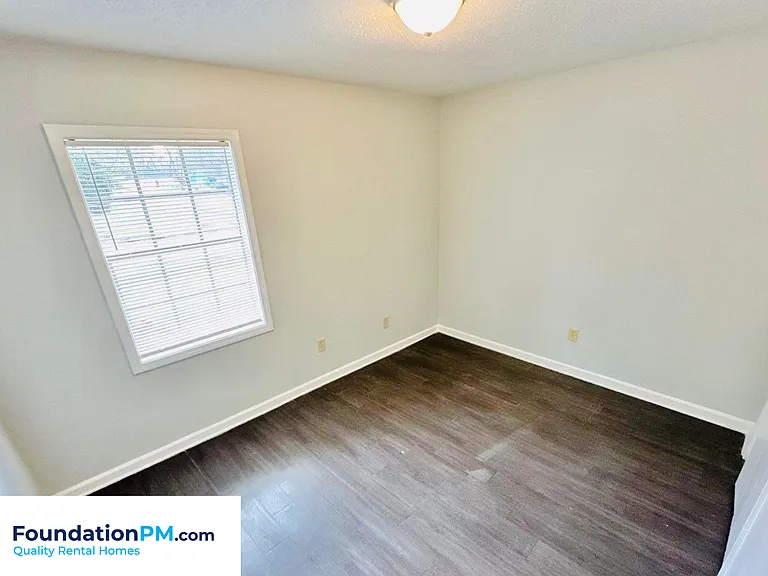 4023 Haliburton St — Photo 2