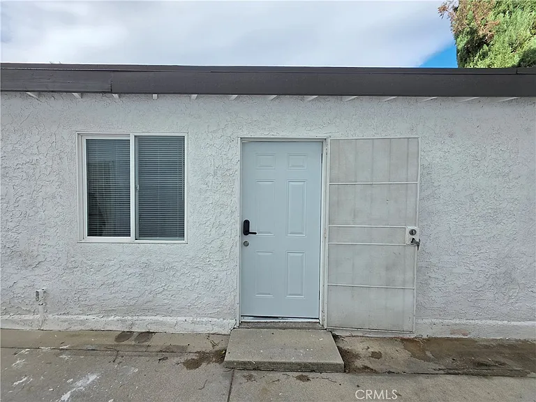 13501 Egbert St — Photo 35