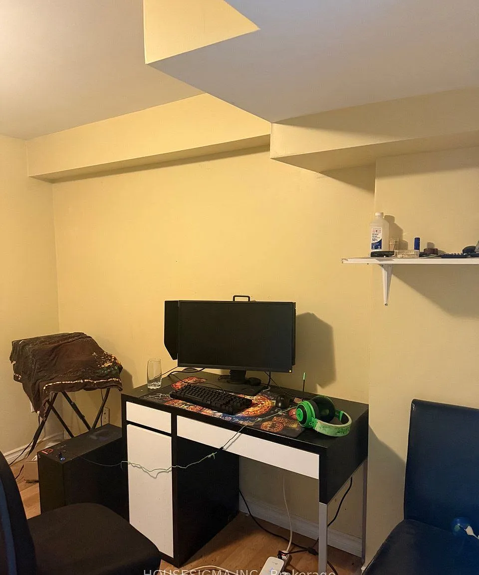2 bed, $1,550 — Photo 1