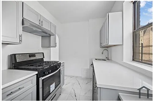 58 Bruce Ave Photo 1