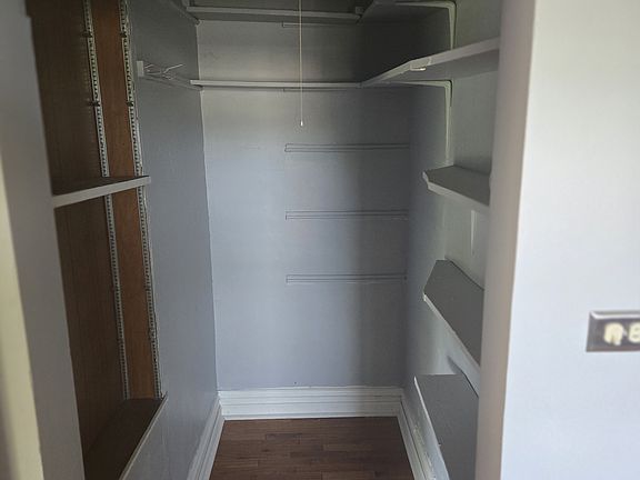 4th image of 7515 S Saint Lawrence Ave #2
