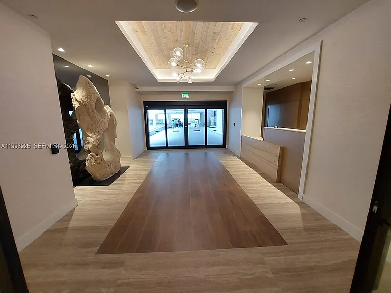 2301 Collins Ave #439 — Photo 27