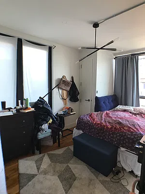 Rented by City Vista Inc | media 43