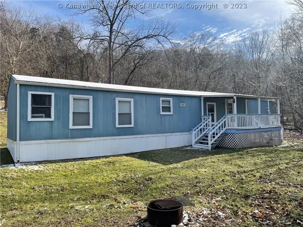 2396 Waterloo Smith Church Rd, Leon, WV 25123